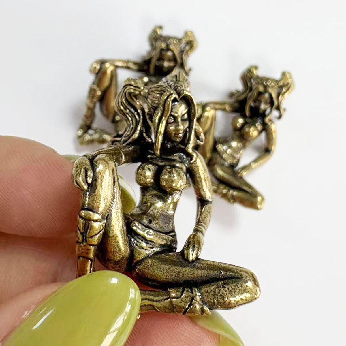 Beauty Girl Brass Knife Beads  - Paracord Survival Bracelet review and price