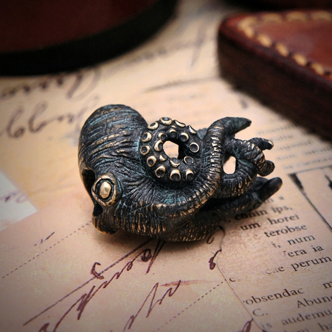 Octopus Brass Knife Beads Outd - Paracord Survival Bracelet review and price